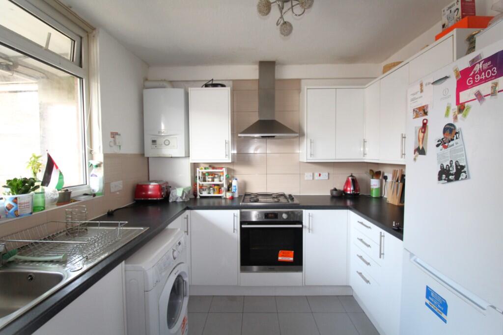 4 bed Annexe for rent in Bermondsey. From RE/MAX Vision - London