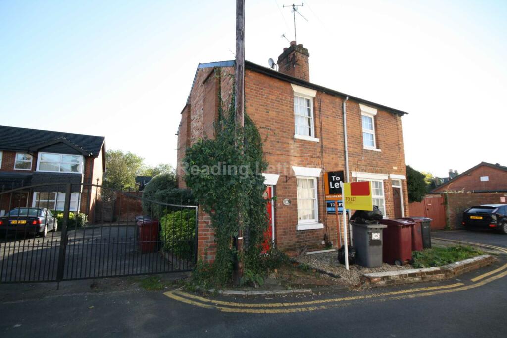 2 bed Mid Terraced House for rent in Reading. From Reading Lettings
