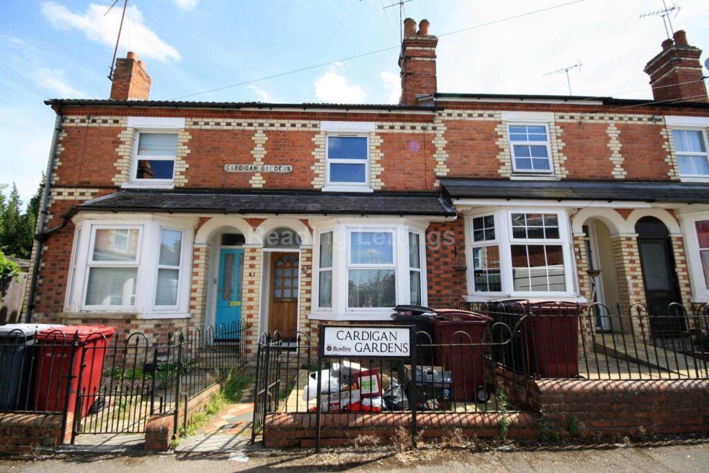 4 bed Mid Terraced House for rent in Reading. From Reading Lettings