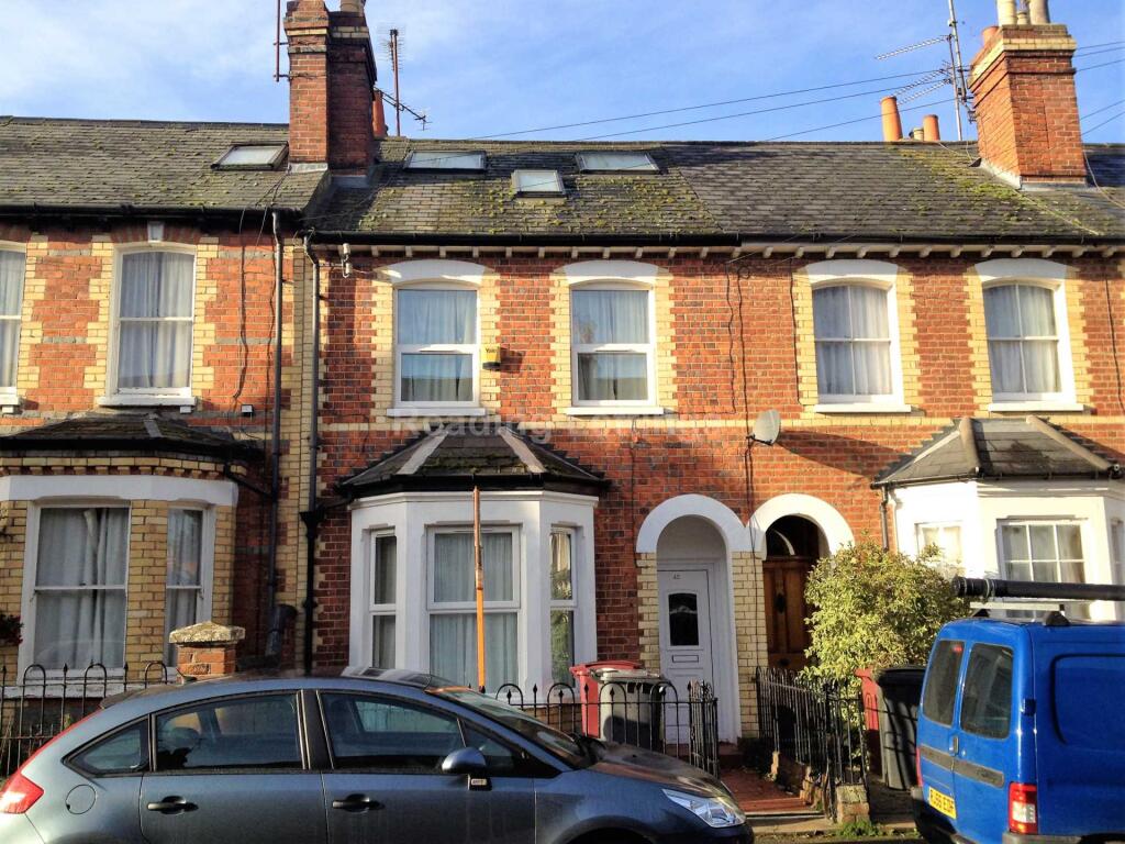 6 bed Detached for rent in Reading. From Reading Lettings