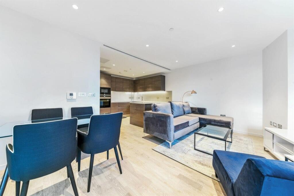 3 bed Apartment for rent in London. From relocate-me.co.uk - London