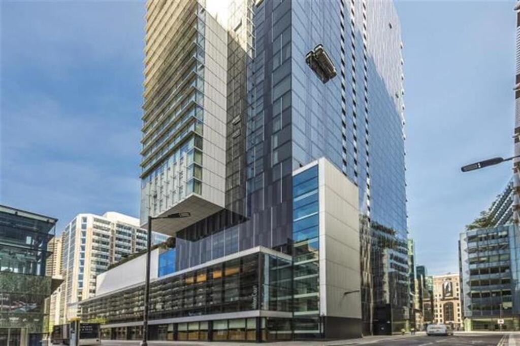 3 bed Apartment for rent in London. From relocate-me.co.uk - London 3 bed Apartment for rent in London. From relocate-me.co.uk - London