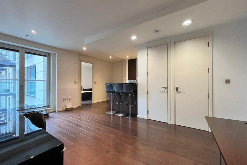 1 bed Apartment for rent in Poplar. From relocate-me.co.uk - London
