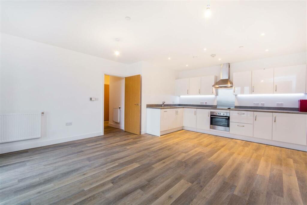 2 bed Apartment for rent in Carshalton. From relocate-me.co.uk - London