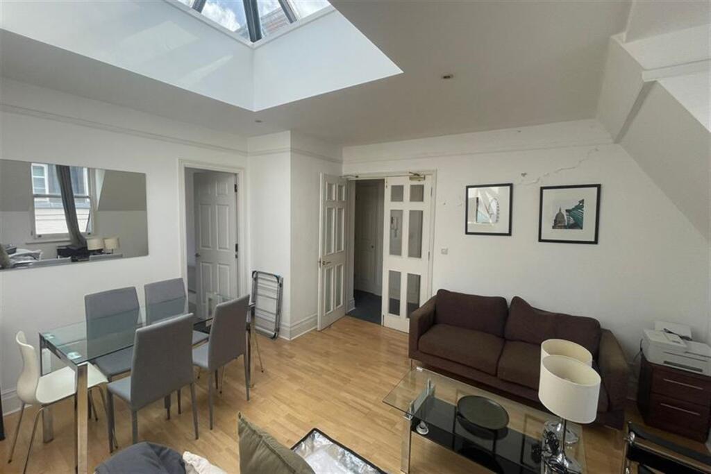2 bed Apartment for rent in London. From relocate-me.co.uk - London