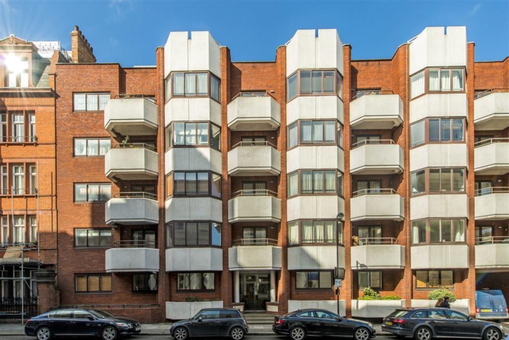 3 bed Apartment for rent in London. From relocate-me.co.uk - London