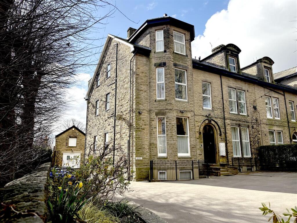 2 bed Apartment for rent in Sheffield. From Cocker and Carr Ltd - Sheffield