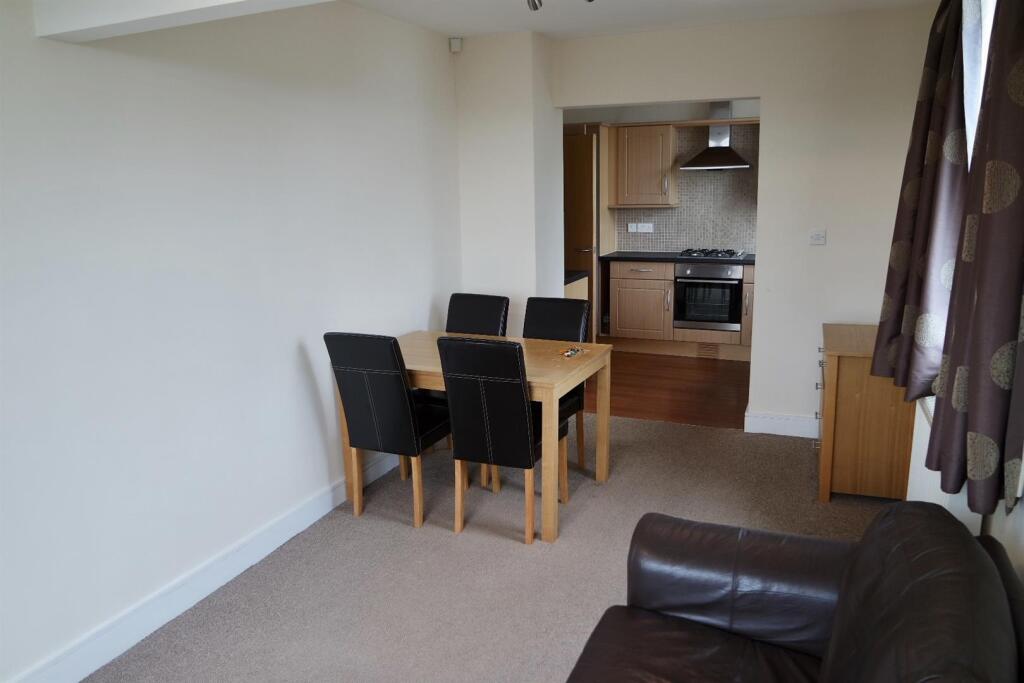 2 bed Apartment for rent in Sheffield. From Cocker and Carr Ltd - Sheffield 2 bed Apartment for rent in Sheffield. From Cocker and Carr Ltd - Sheffield