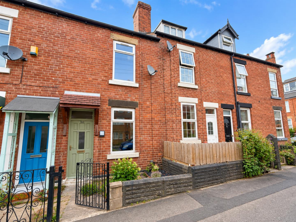 3 bed Mid Terraced House for rent in Long Line. From Cocker and Carr Ltd - Sheffield 3 bed Mid Terraced House for rent in Long Line. From Cocker and Carr Ltd - Sheffield