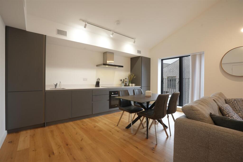 2 bed Apartment for rent in Sheffield. From Cocker and Carr Ltd - Sheffield