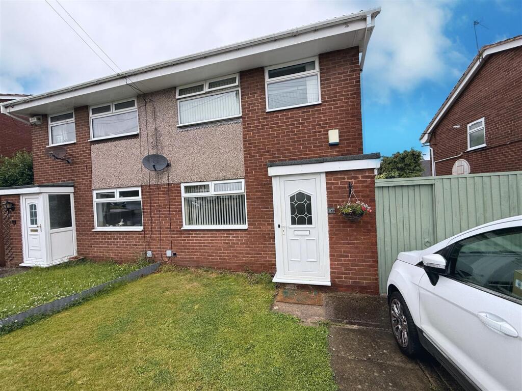 3 bed Semi Detached for rent in Greasby. From Rentwirral.com - Bebington 3 bed Semi Detached for rent in Greasby. From Rentwirral.com - Bebington