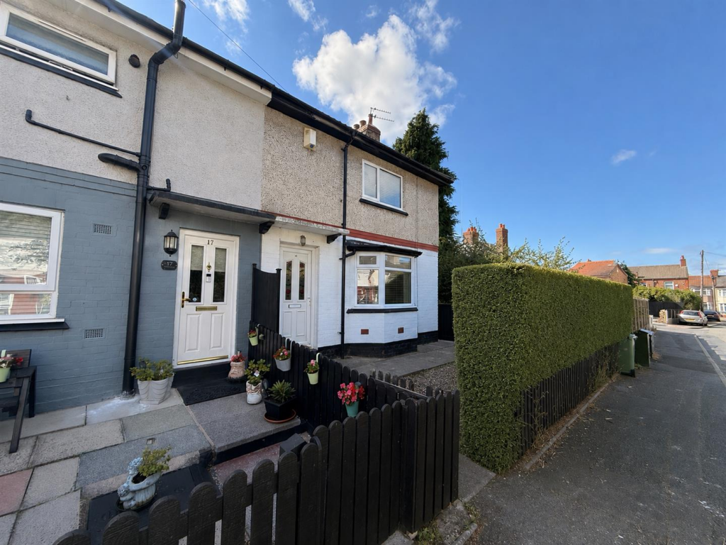 2 bed Mid Terraced House for rent in Birkenhead. From Rentwirral.com - Bebington
