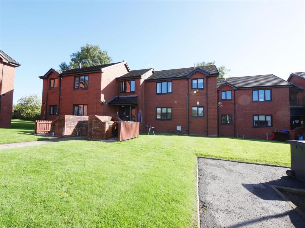 2 bed 1st Floor Flat for rent in Bishopbriggs. From CODA Estates Ltd - Glasgow