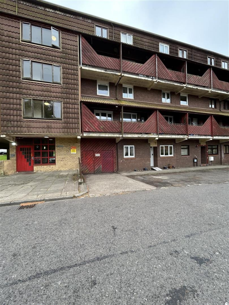 2 bed 1st Floor Flat for rent in Cumbernauld. From CODA Estates Ltd - Glasgow