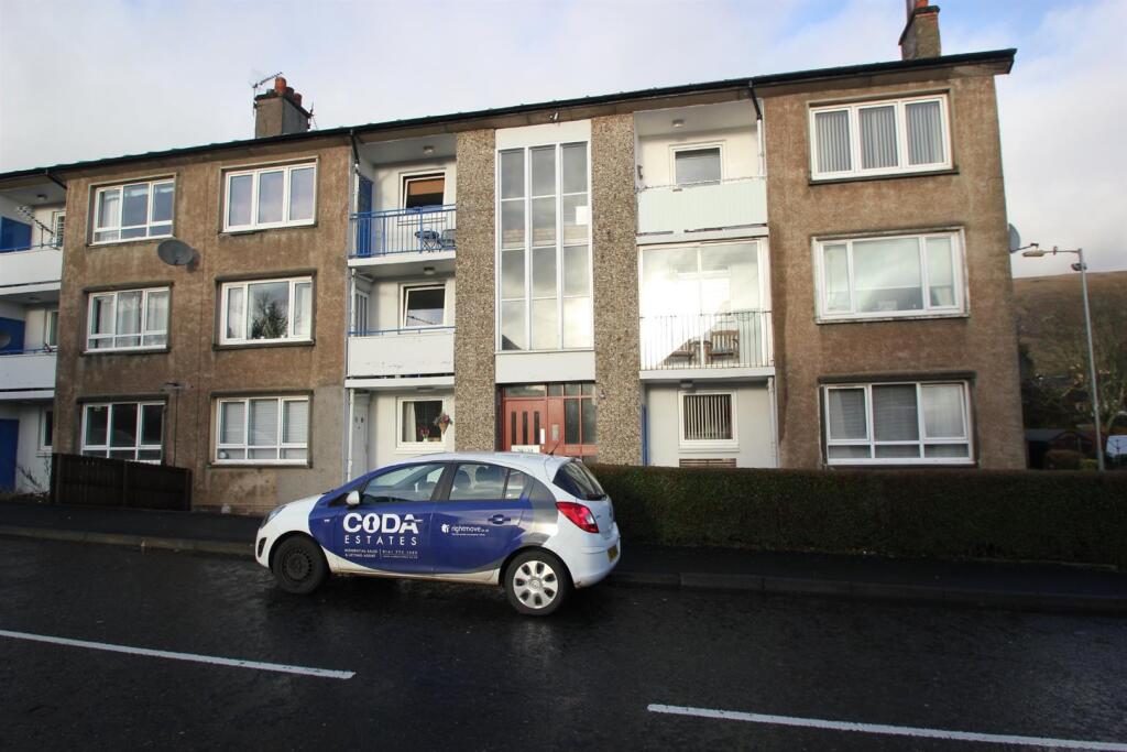 2 bed 1st Floor Flat for rent in Lennoxtown. From CODA Estates Ltd - Glasgow 2 bed 1st Floor Flat for rent in Lennoxtown. From CODA Estates Ltd - Glasgow