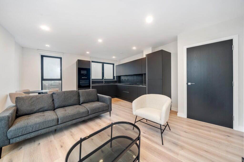 2 bed Apartment for rent in London. From Right Now Residential