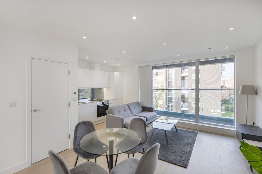 1 bed 1st Floor Flat for rent in London. From Right Now Residential