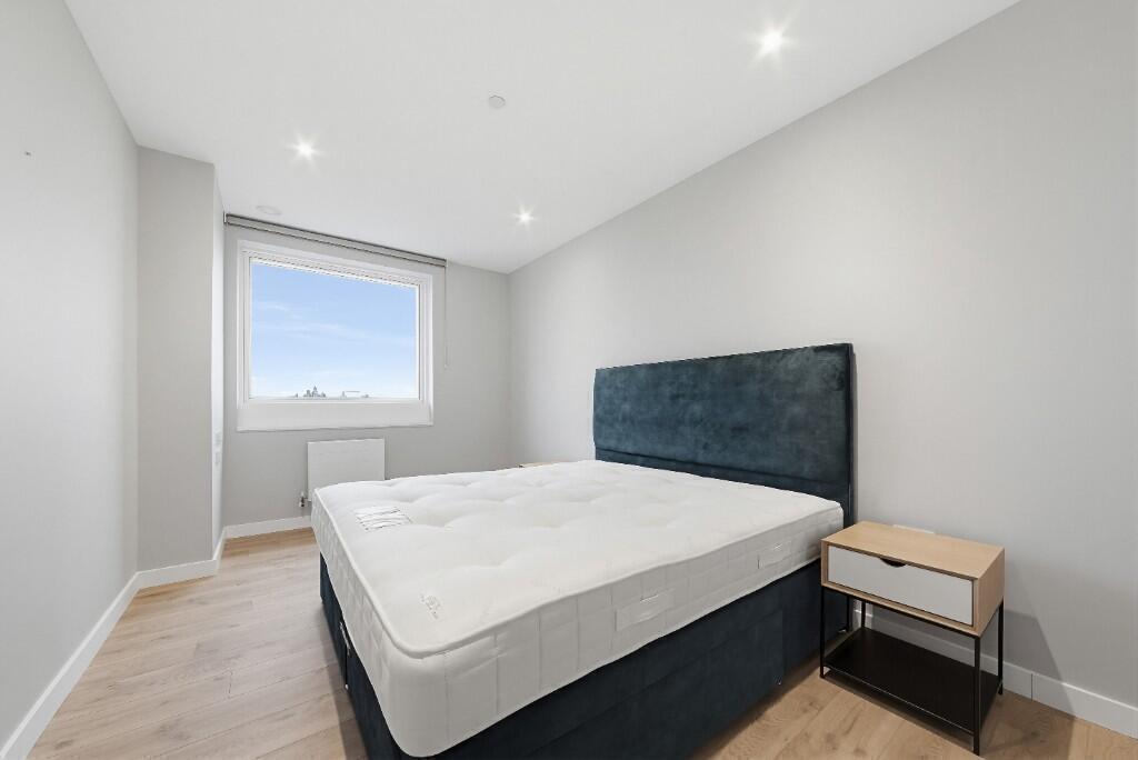 0 bed Studio for rent in Stratford. From Right Now Residential