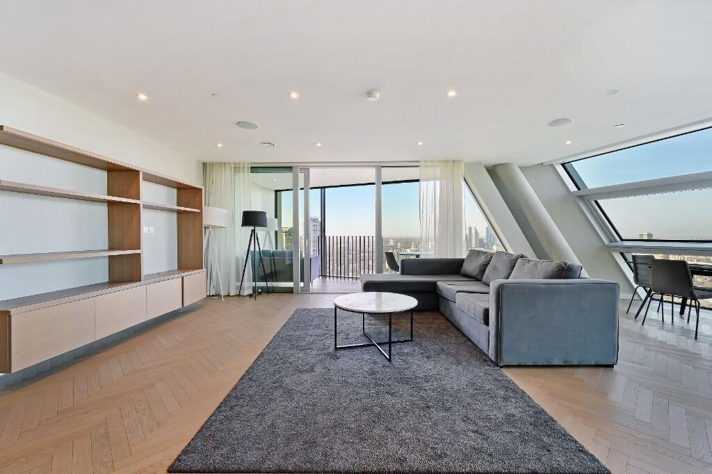 2 bed 1st Floor Flat for rent in London. From Right Now Residential