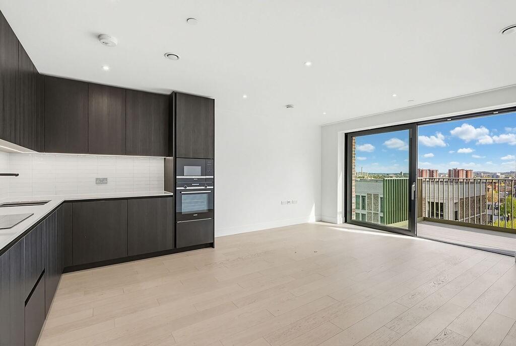 2 bed 1st Floor Flat for rent in . From Right Now Residential