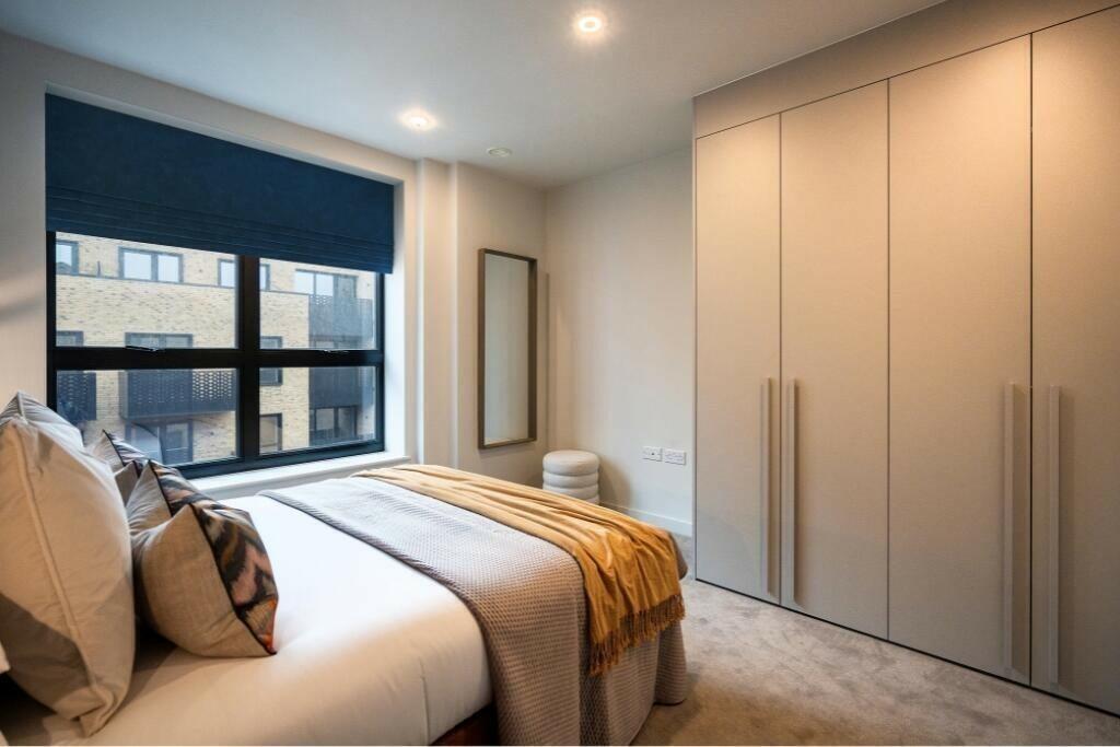 4 bed Studio for rent in Greenford. From Right Now Residential
