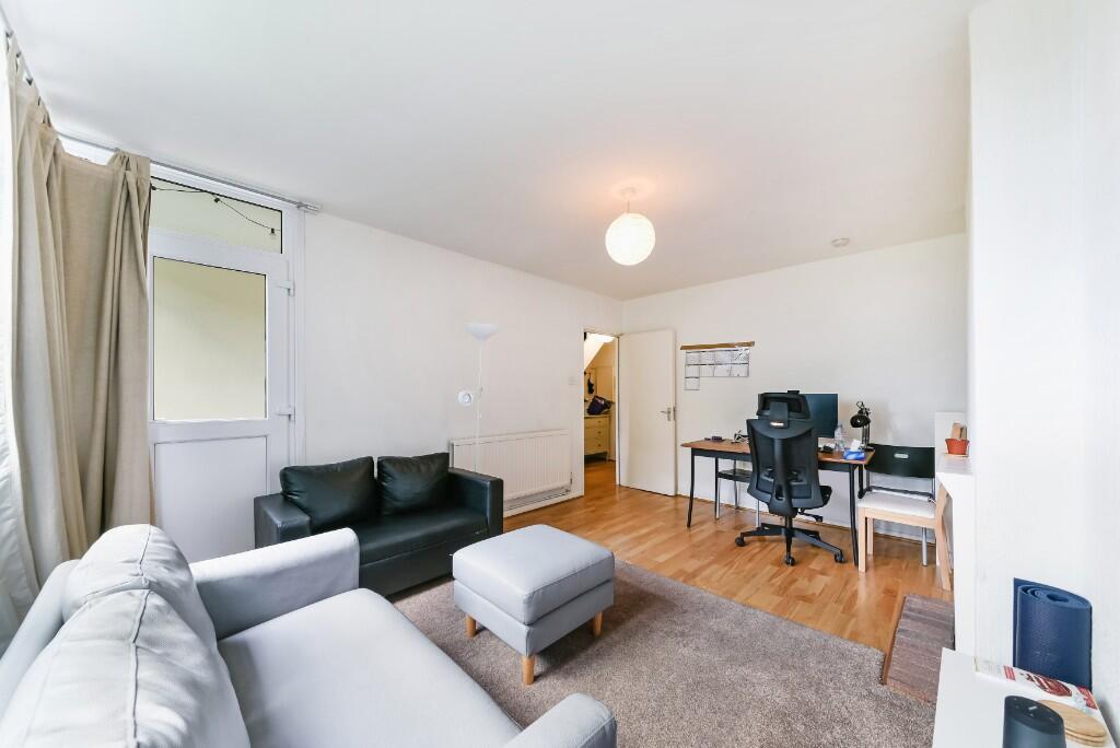 3 bed Apartment for rent in London. From Right Now Residential 3 bed Apartment for rent in London. From Right Now Residential