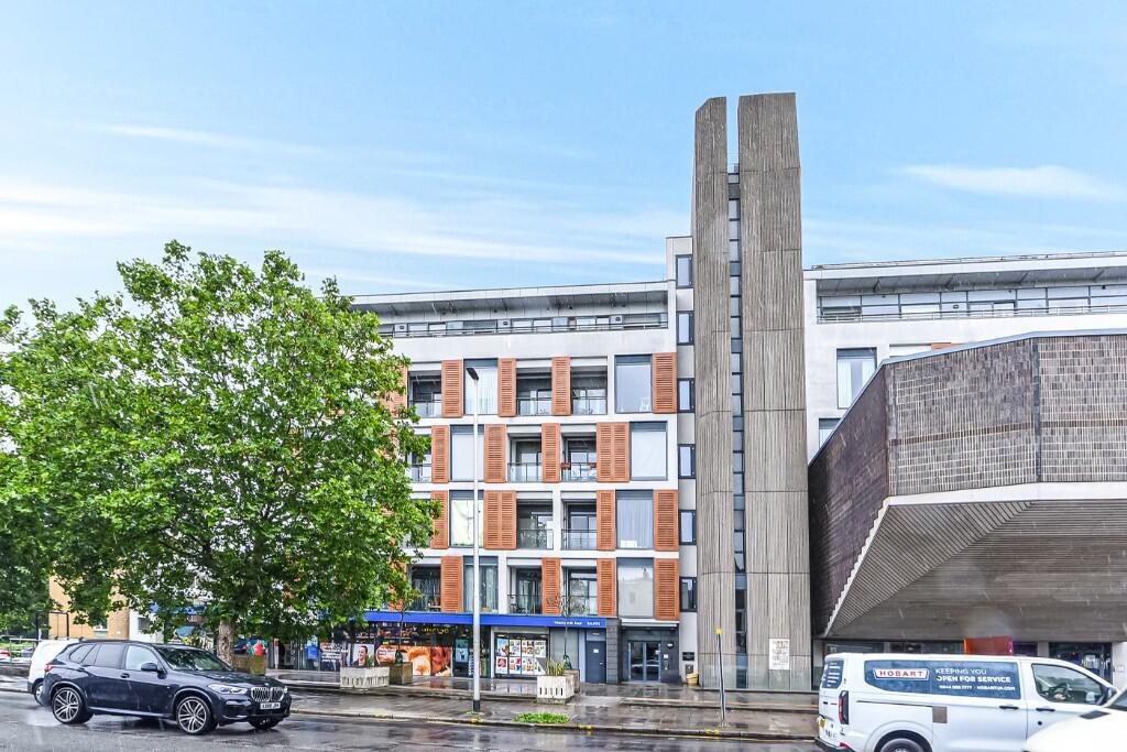 2 bed Apartment for rent in London. From Right Now Residential