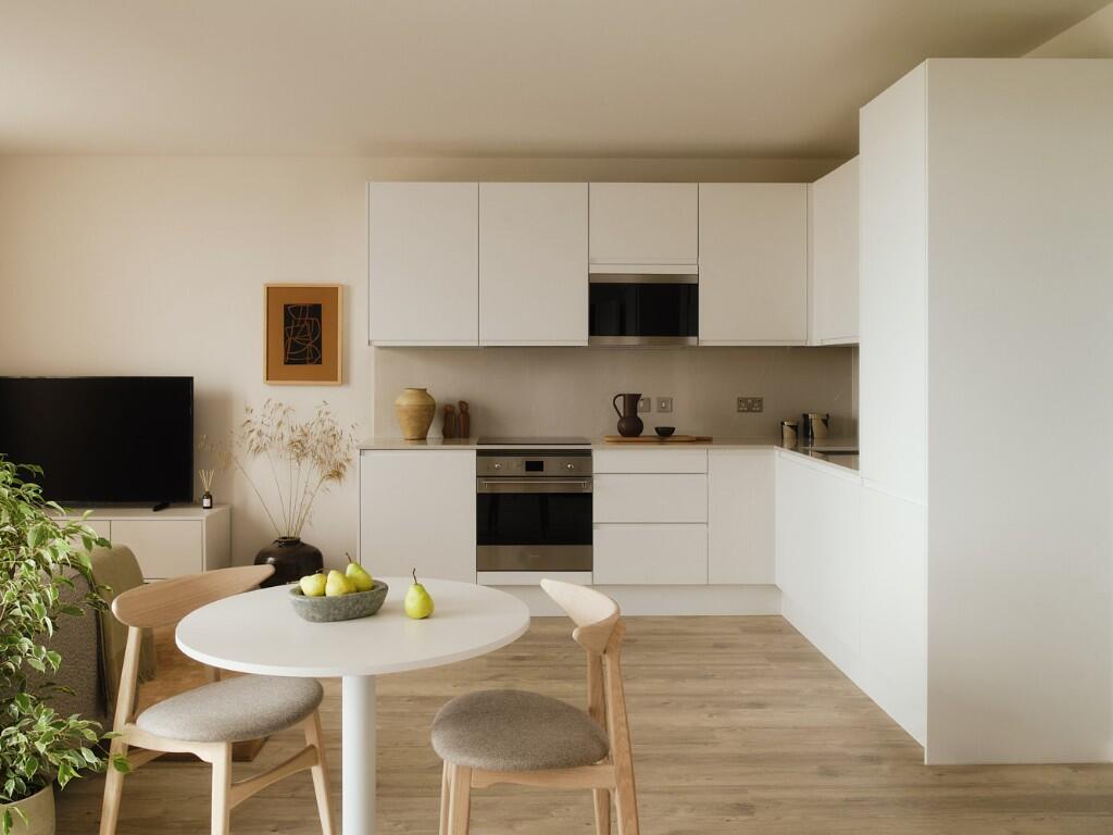 1 bed 1st Floor Flat for rent in Clapham. From Right Now Residential