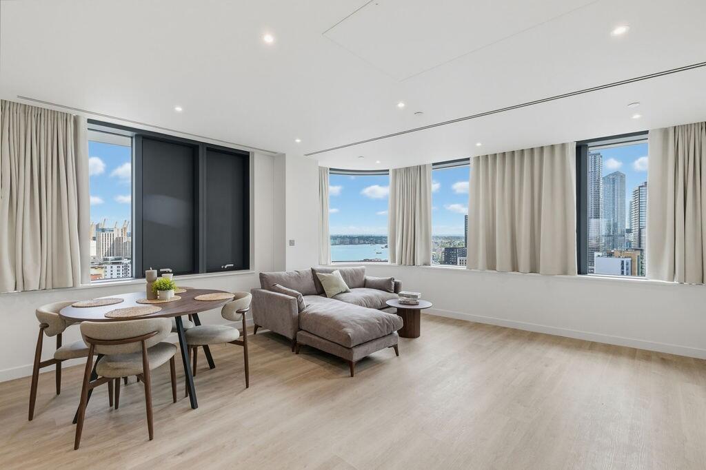 2 bed 1st Floor Flat for rent in London. From Right Now Residential 2 bed 1st Floor Flat for rent in London. From Right Now Residential