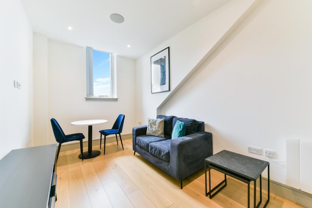 1 bed 1st Floor Flat for rent in Harrow. From Right Now Residential