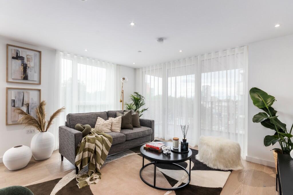 2 bed Apartment for rent in Poplar. From Right Now Residential