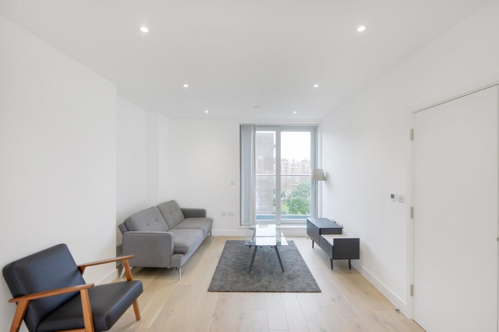 2 bed 1st Floor Flat for rent in Bermondsey. From Right Now Residential 2 bed 1st Floor Flat for rent in Bermondsey. From Right Now Residential