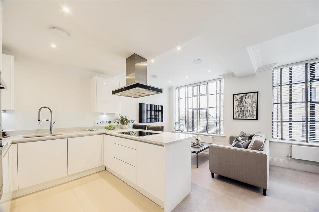 2 bed Apartment for rent in Hammersmith. From RiverHomes - West London