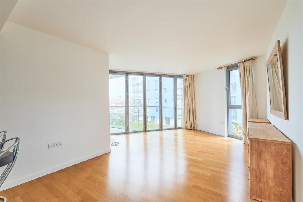2 bed Apartment for rent in Wandsworth. From RiverHomes - South West London 2 bed Apartment for rent in Wandsworth. From RiverHomes - South West London