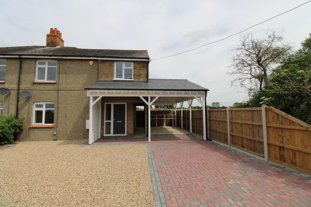 3 bed Semi Detached for rent in Chelmsford. From Cooper Hirst Ltd - Chelmsford