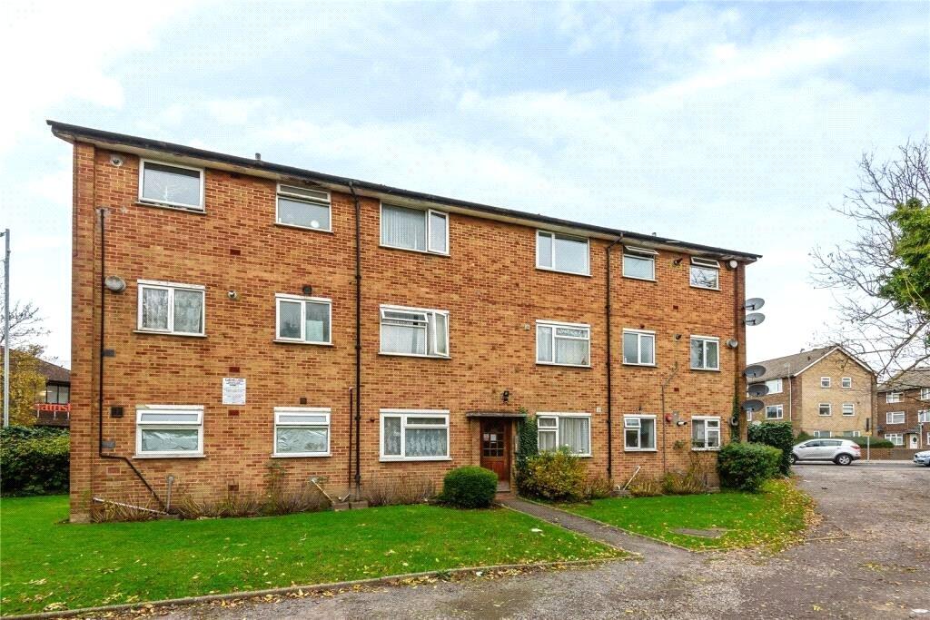 2 bed Apartment for rent in Ruislip. From Robert Cooper and Co 2 bed Apartment for rent in Ruislip. From Robert Cooper and Co