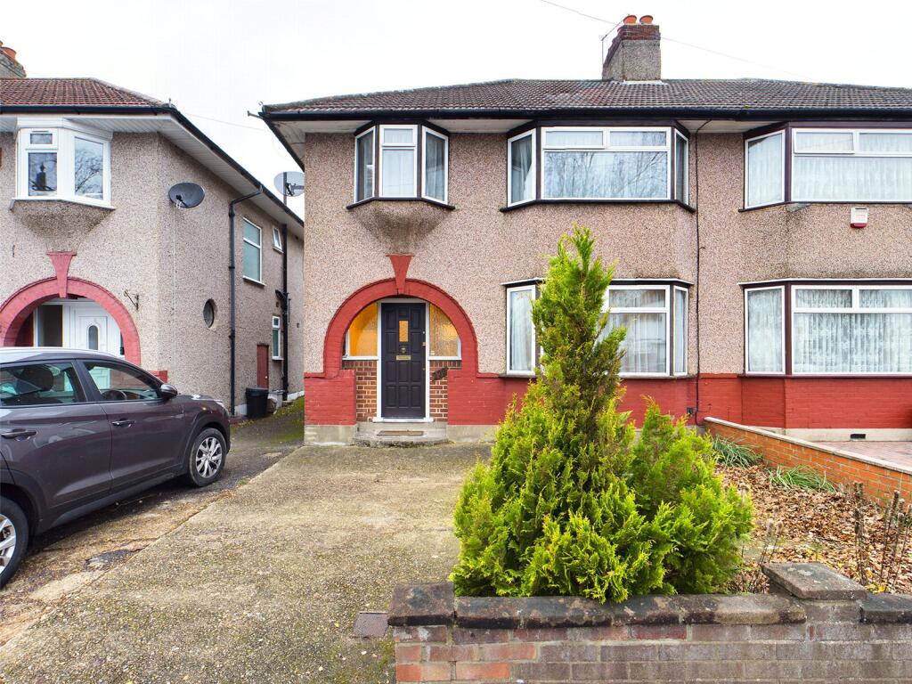 3 bed Semi Detached for rent in Ruislip. From Robert Cooper and Co