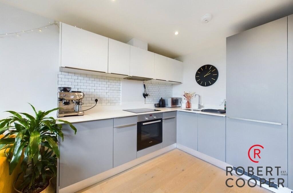 1 bed Apartment for rent in Ruislip. From Robert Cooper and Co