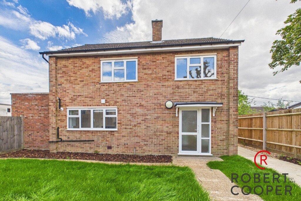 3 bed Detached for rent in Ruislip. From Robert Cooper and Co