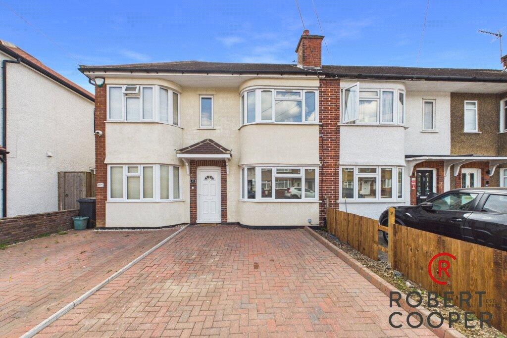 3 bed Mid Terraced House for rent in Ruislip. From Robert Cooper and Co 3 bed Mid Terraced House for rent in Ruislip. From Robert Cooper and Co