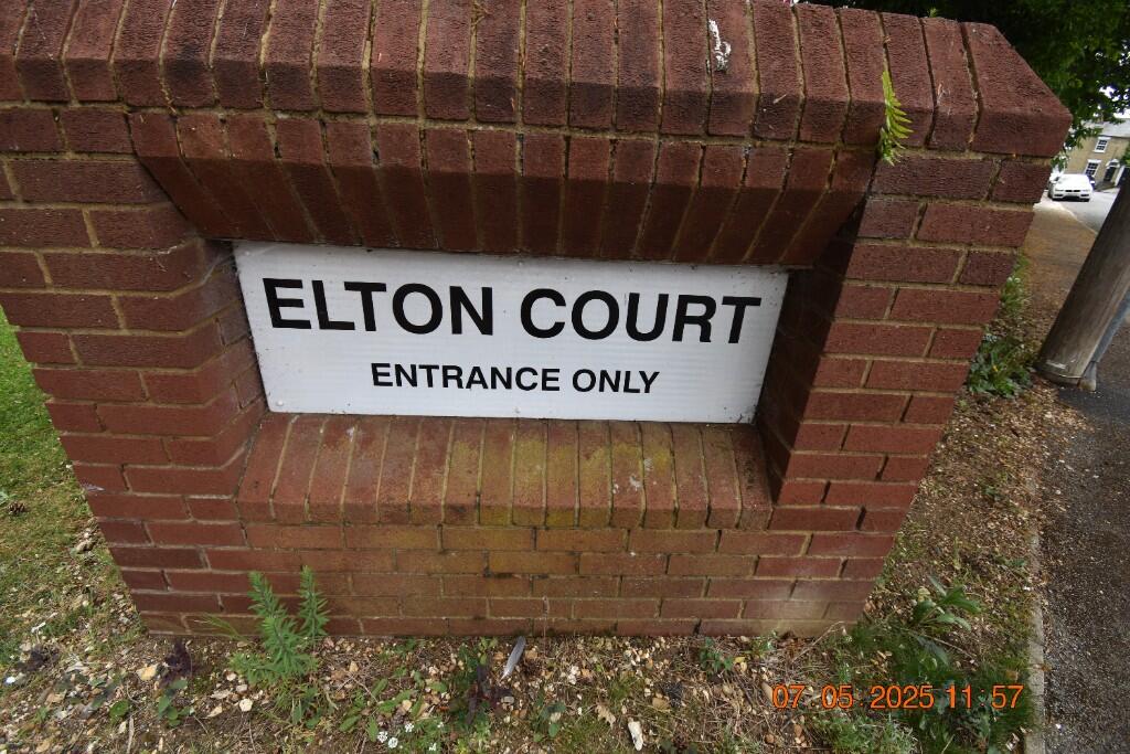 2 bed 1st Floor Flat for rent in Hertford. From County Lettings (Hertford) Ltd - Hertford