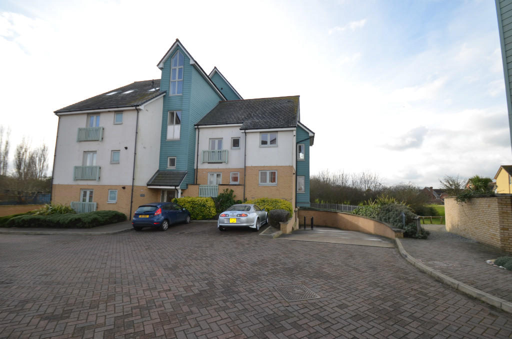 1 bed Apartment for rent in Chatham. From County Lettings Ltd - Rochester