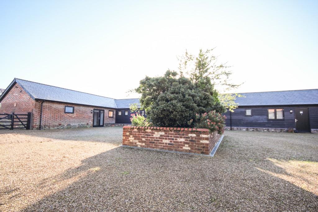 2 bed Chalet type for rent in Rushden. From County Lettings Ware Ltd - Ware 2 bed Chalet type for rent in Rushden. From County Lettings Ware Ltd - Ware