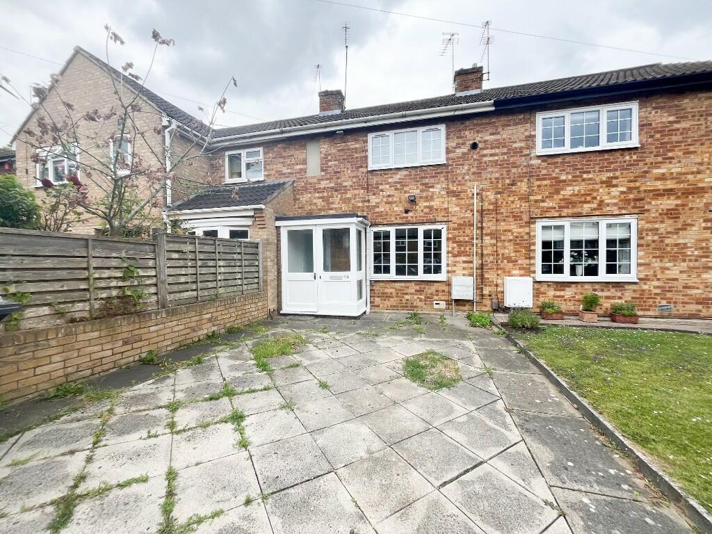 2 bed Mid Terraced House for rent in Thorley Street. From County Lettings Ware Ltd - Ware