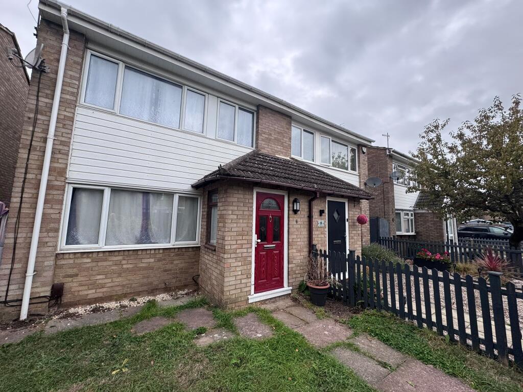 4 bed Semi Detached for rent in Hoddesdon. From County Lettings Ware Ltd - Ware 4 bed Semi Detached for rent in Hoddesdon. From County Lettings Ware Ltd - Ware