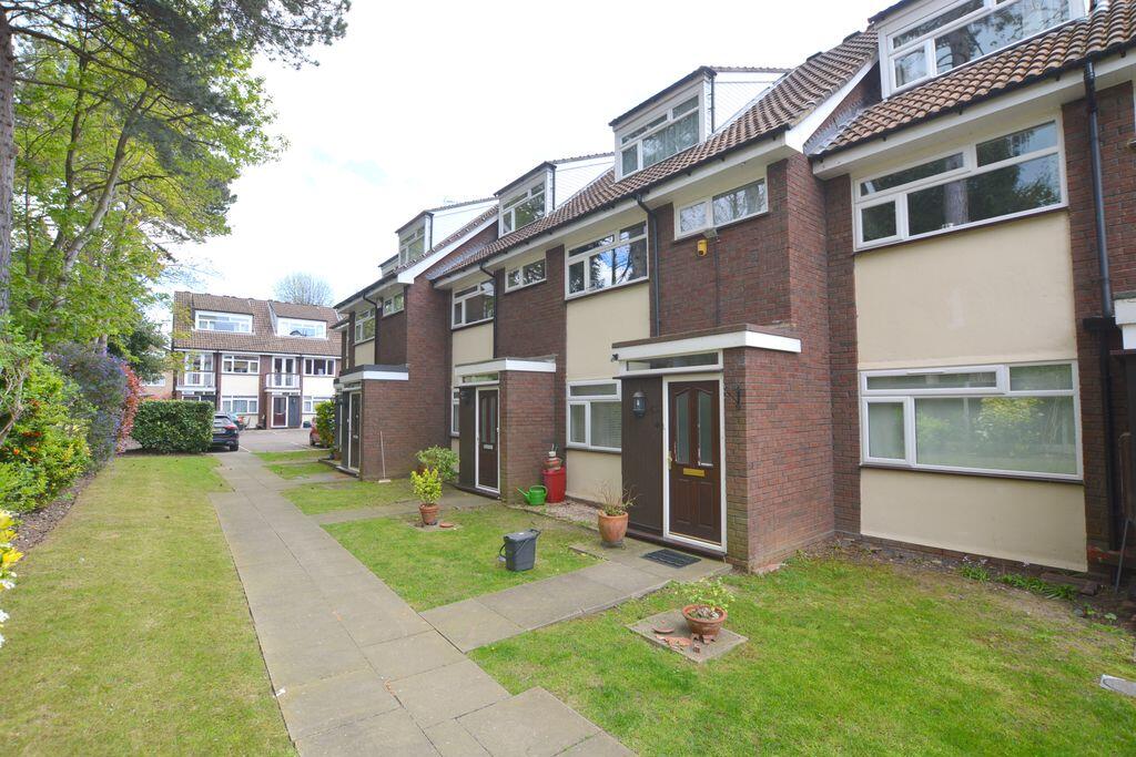 2 bed Annexe for rent in Pinner. From Robertson Phillips - Hatch End