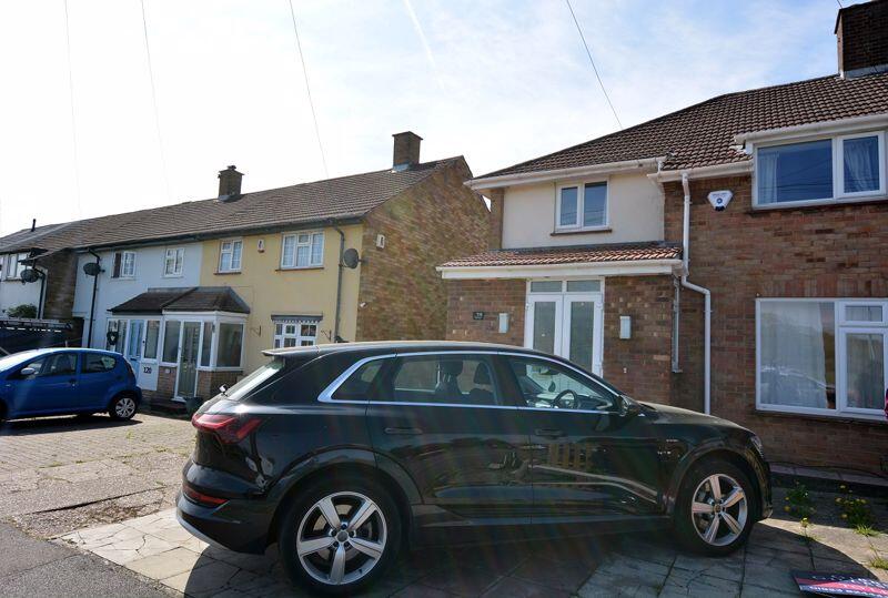 3 bed Semi Detached for rent in Bushey. From Robertson Phillips - Hatch End