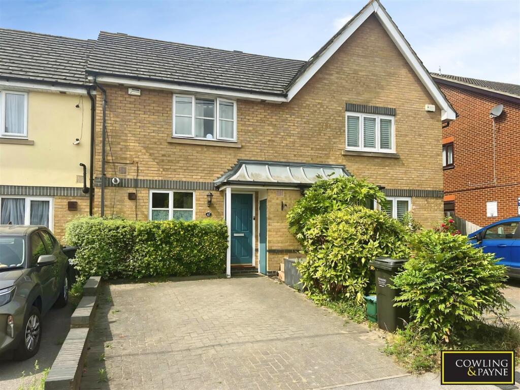 3 bed Mid Terraced House for rent in Wickford. From Cowling & Payne - Wickford 3 bed Mid Terraced House for rent in Wickford. From Cowling & Payne - Wickford
