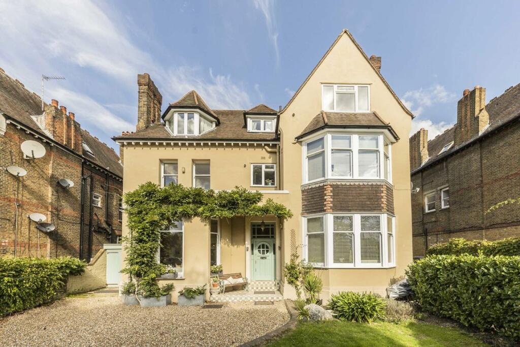 1 bed 1st Floor Flat for rent in Acton. From Robertson Smith & Kempson - Ealing 1 bed 1st Floor Flat for rent in Acton. From Robertson Smith & Kempson - Ealing