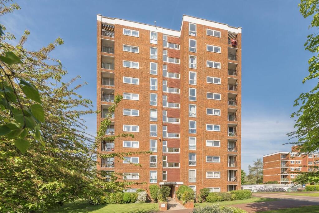 2 bed 1st Floor Flat for rent in Acton. From Robertson Smith & Kempson - Ealing